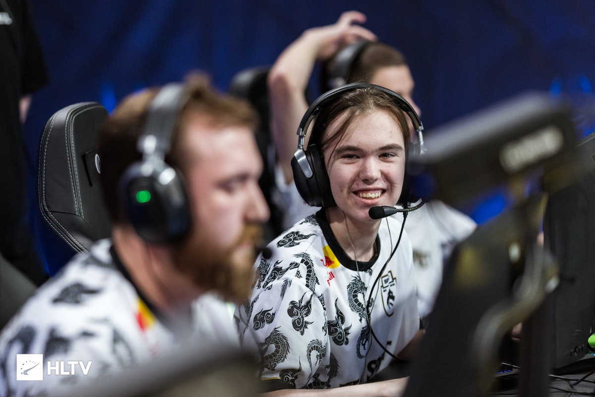 顾此失彼 顾此失彼